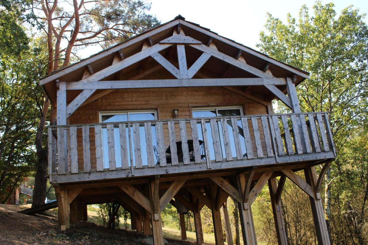 Cabanes Et Lodges Du Belvedere Serrieres-sur-Ain Eksteriør bilde